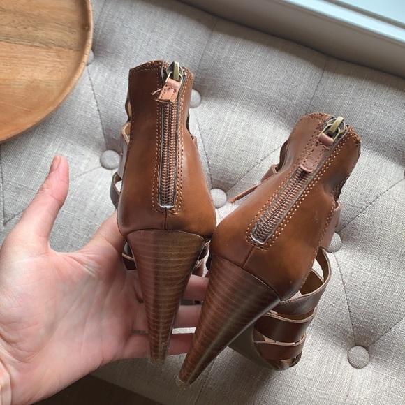 Franco Sarto cognac sandals Sz 8. - Picture 6 of 8